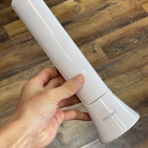 Đèn bàn sạc kiêm đèn pin Yeelight Mate - Ảnh 5