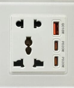 Mặt ổ cắm vuông tích hợp cổng USB